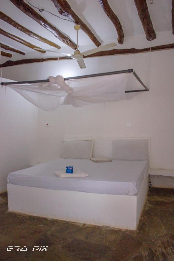 Travellers Inn Resort Malindi Kijiwetanga Dış mekan fotoğraf