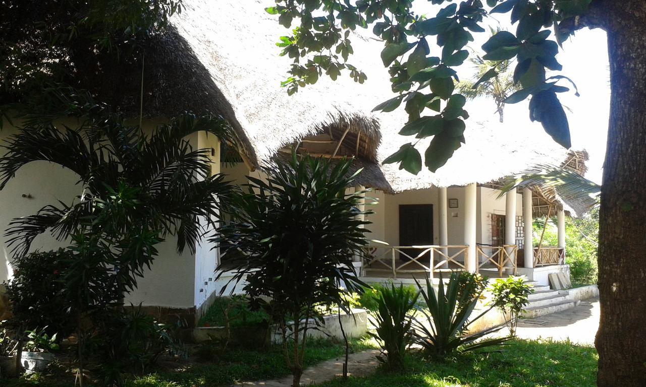 Travellers Inn Resort Malindi Kijiwetanga Dış mekan fotoğraf