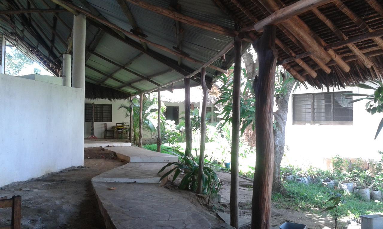 Travellers Inn Resort Malindi Kijiwetanga Dış mekan fotoğraf