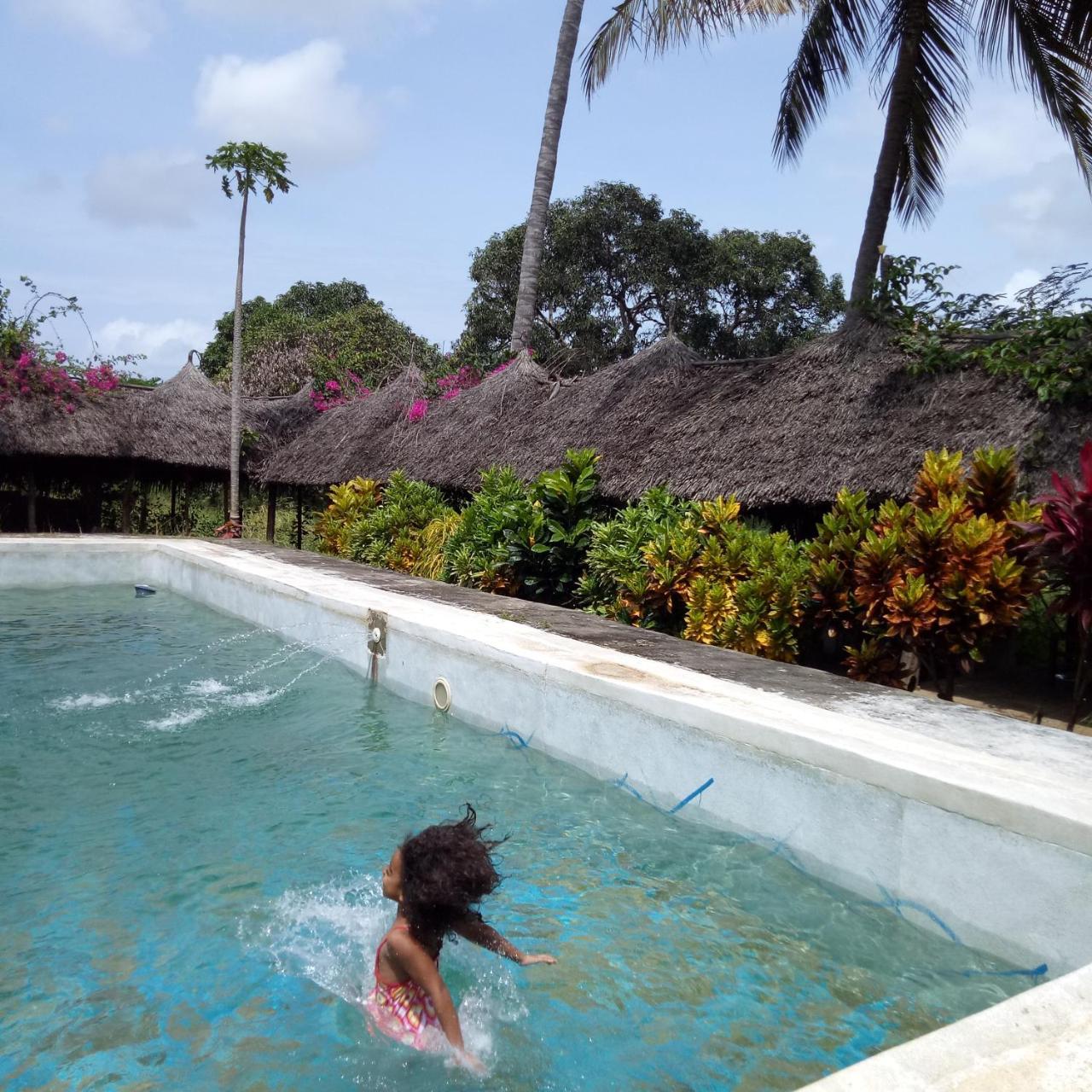 Travellers Inn Resort Malindi Kijiwetanga Dış mekan fotoğraf