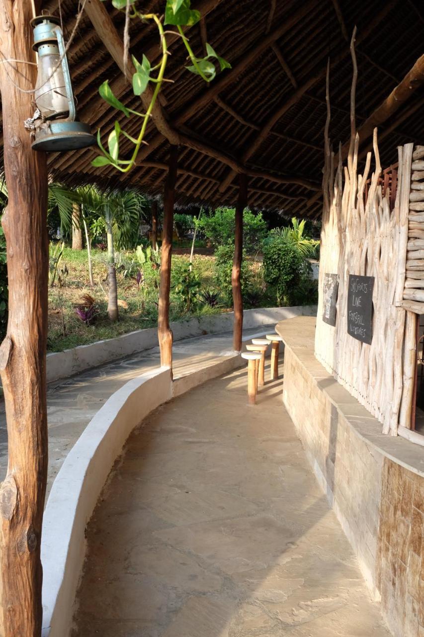 Travellers Inn Resort Malindi Kijiwetanga Dış mekan fotoğraf