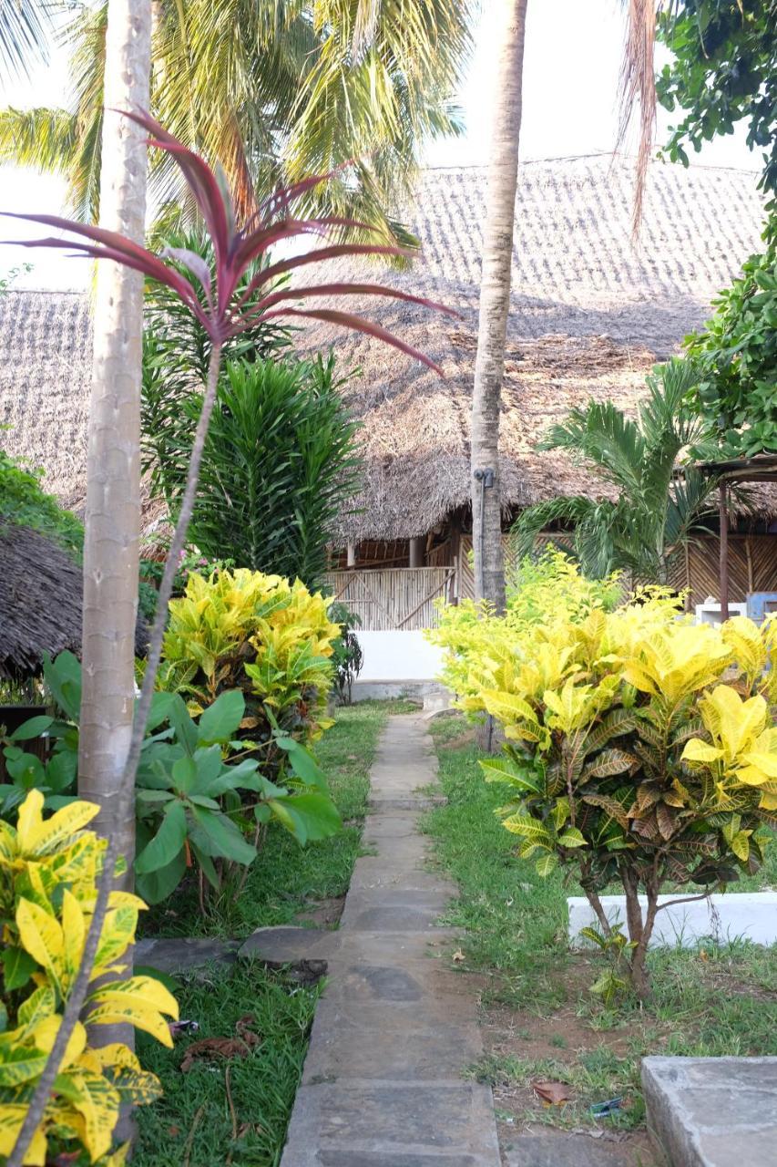 Travellers Inn Resort Malindi Kijiwetanga Dış mekan fotoğraf