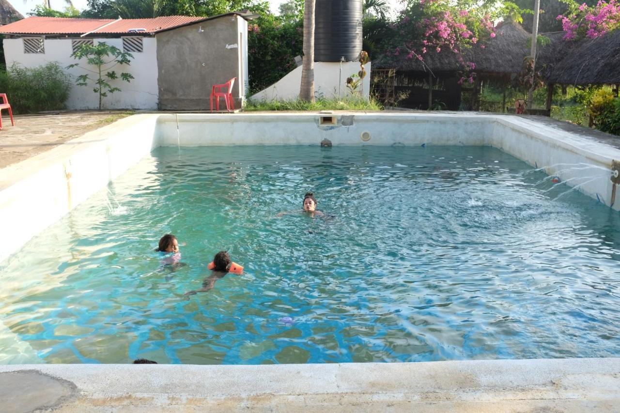 Travellers Inn Resort Malindi Kijiwetanga Dış mekan fotoğraf