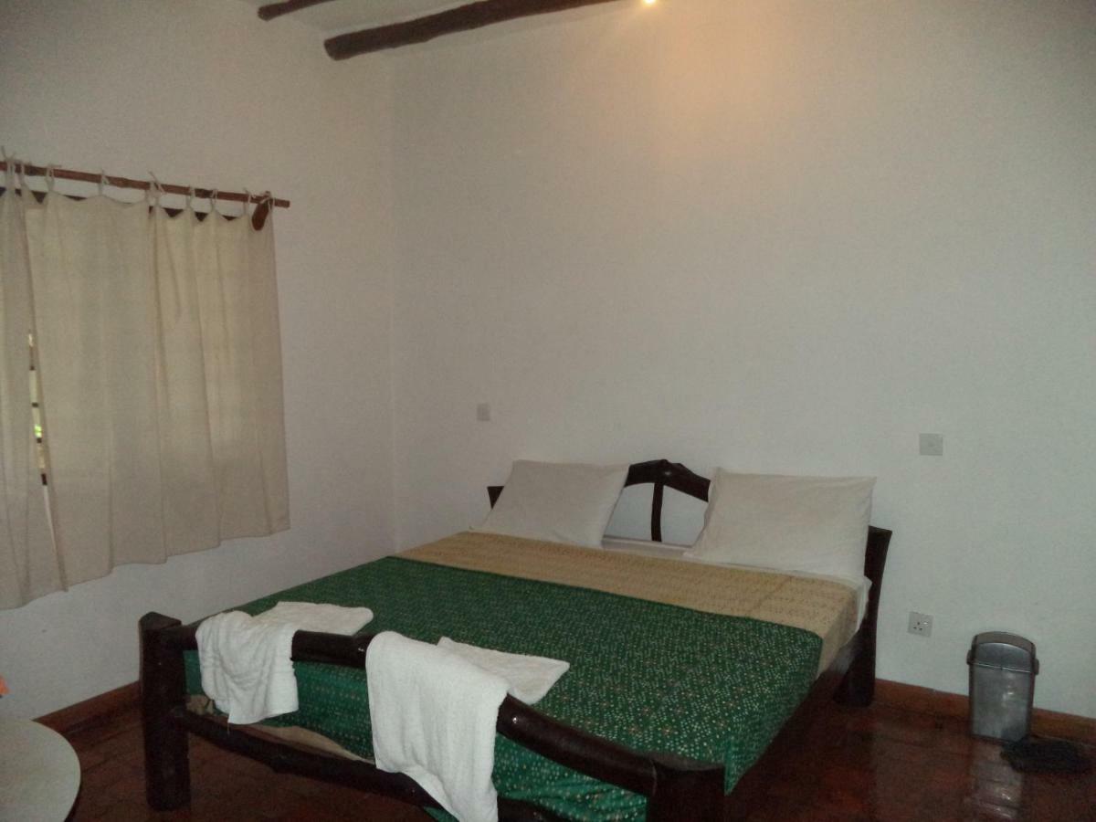 Travellers Inn Resort Malindi Kijiwetanga Dış mekan fotoğraf