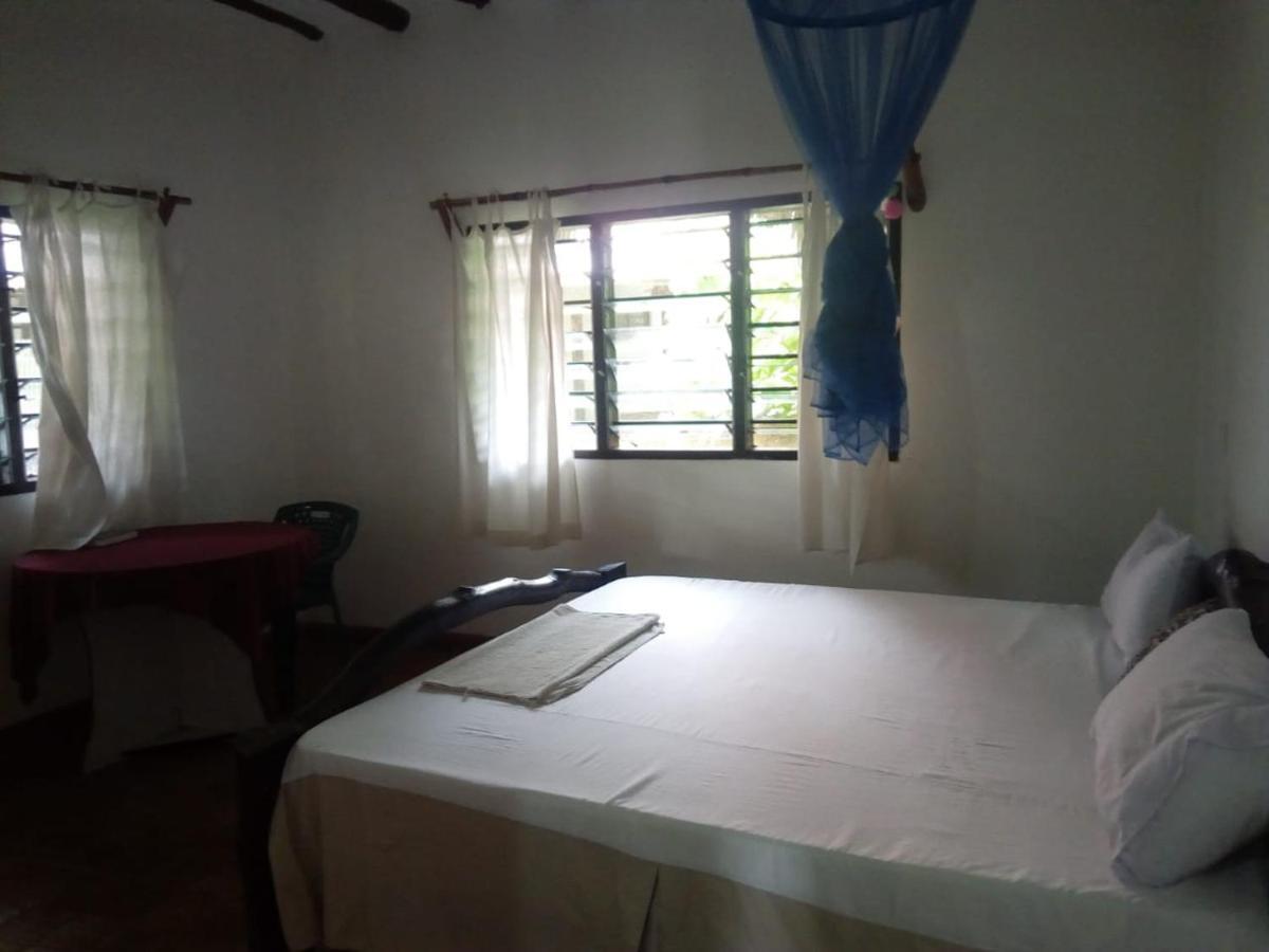 Travellers Inn Resort Malindi Kijiwetanga Dış mekan fotoğraf